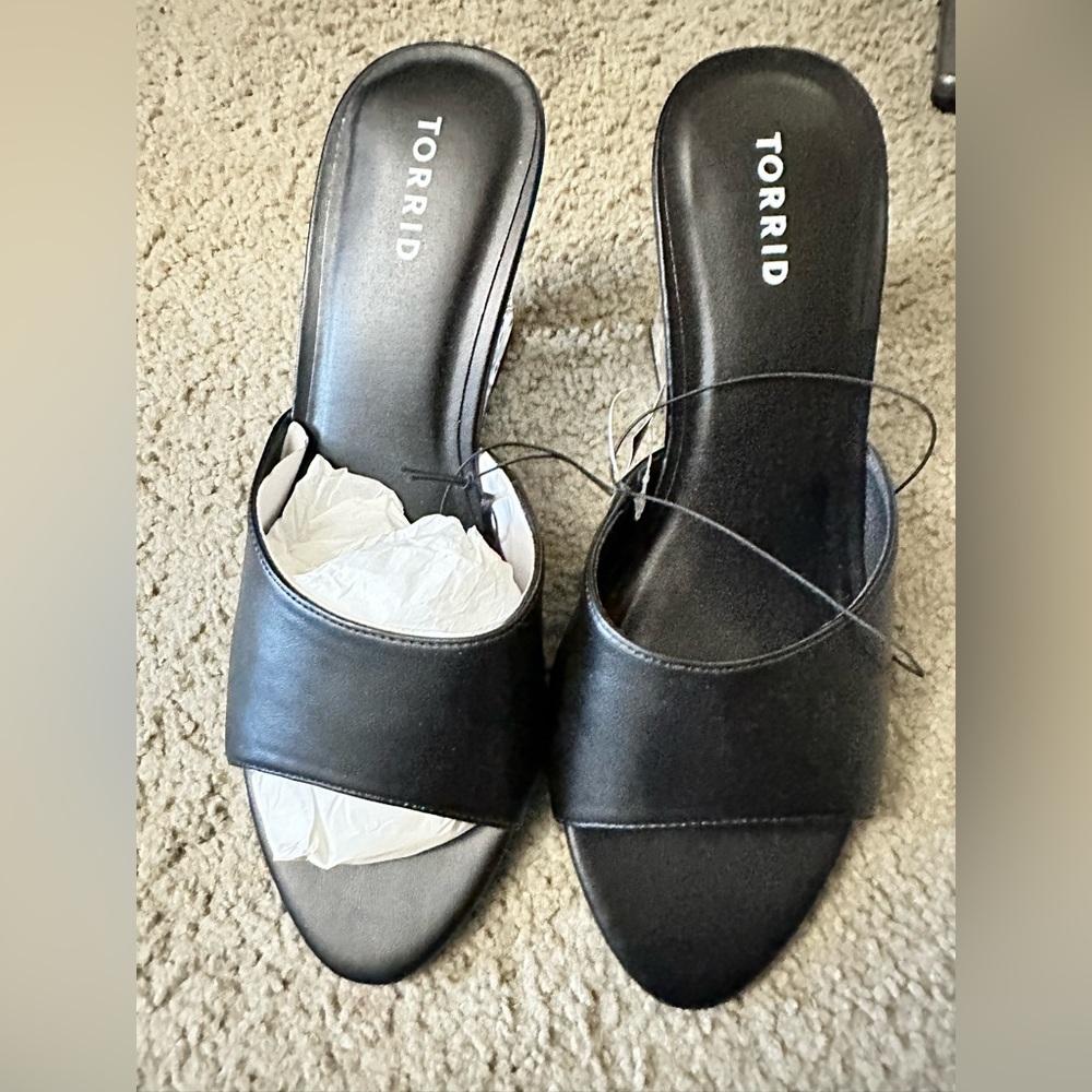 NWT torrid clear wedges size 11 (regular)